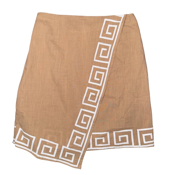 NWT Petal & Pup Lila Tan Mini Faux Wrap Skirt Grecian Summer Vacation Resort - Picture 2 of 6